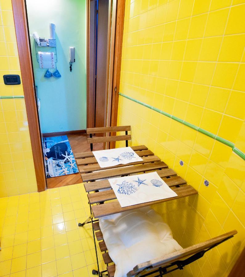 Casa "Kapri" Da Eva - Salerno Centro Con Self Check-In Apartment ภายนอก รูปภาพ